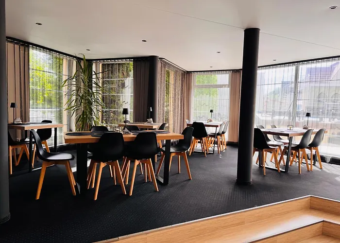 Hotel Vesiroos